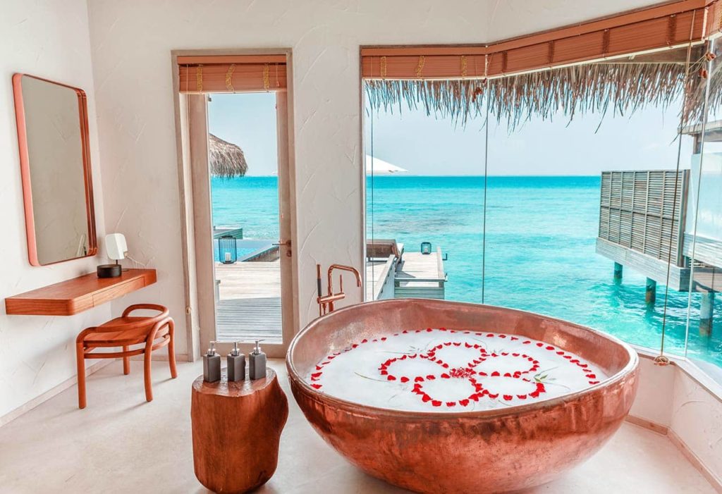 Hotel Fairmont Maldives Sirru Fen Fushi OBubble Bath, фото