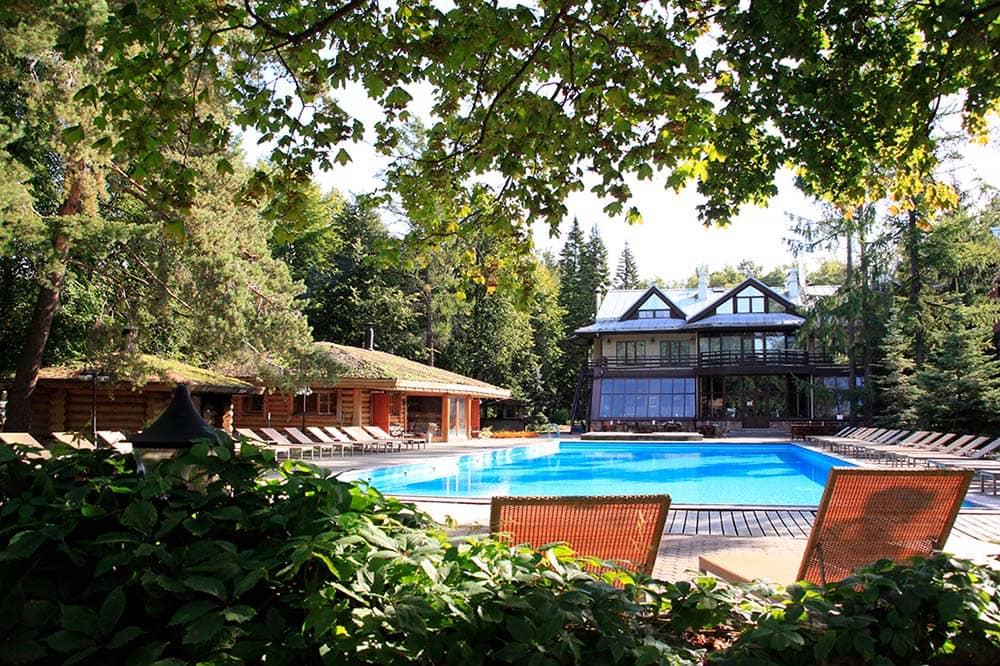 Detox, Relax & Golf: топ-5 загородных отелей и клиник в окрестностях Санкт-Петербурга