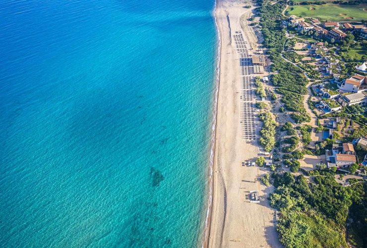 10 причин выбрать Сosta Navarino для незабываемого лета 2021 года Resort Costa Navarino Beach, фото