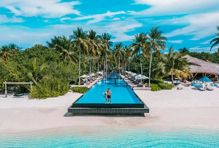 Fairmont Maldives Sirru Fen Fushi, номинант на премию Travel Time Awards «Лучший зарубежный отель для романтического отдыха», фото