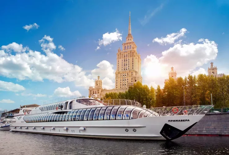 Radisson Collection Hotel, Moscow: номинация «Лучший российский городской отель» Radisson Collection Hotel, Moscow, номинант на премию Travel Time Awards «Лучший российский городской отель», фото