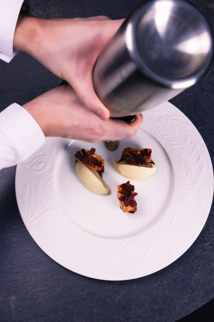 O2 Restaurant: номинация «Лучший ресторан при отеле» 