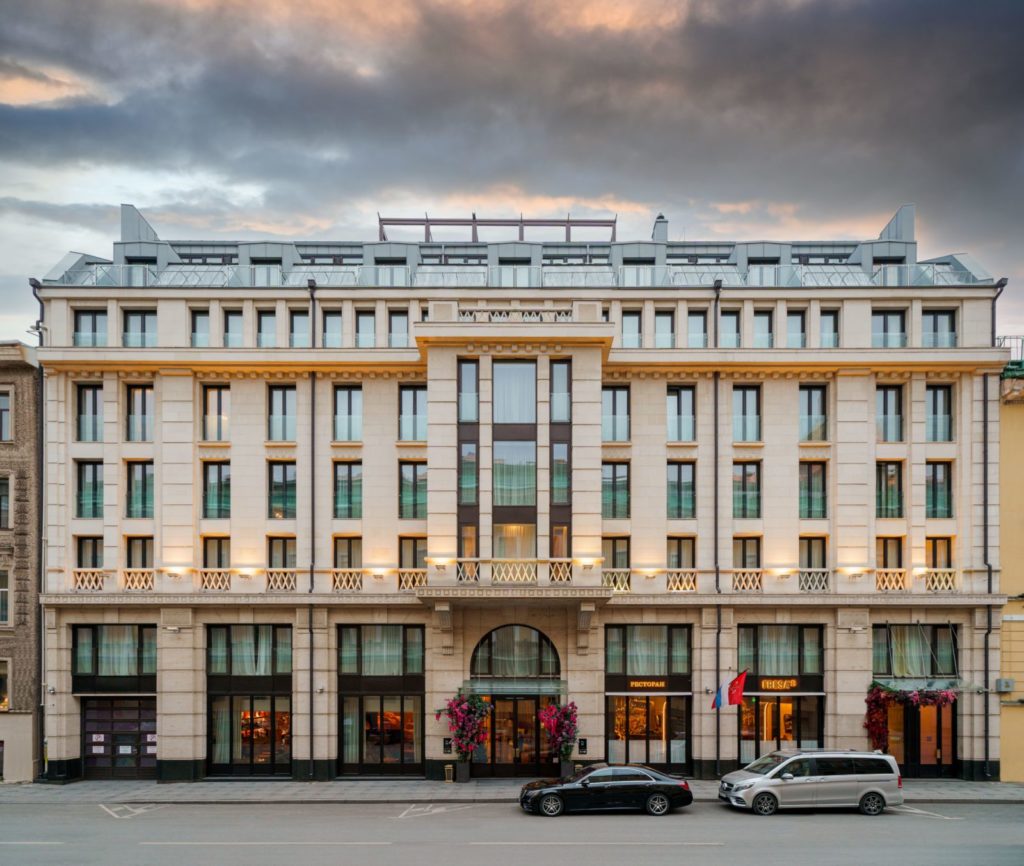 SO/ St. Petersburg: номинация «Лучшая летняя веранда Санкт-Петербурга»