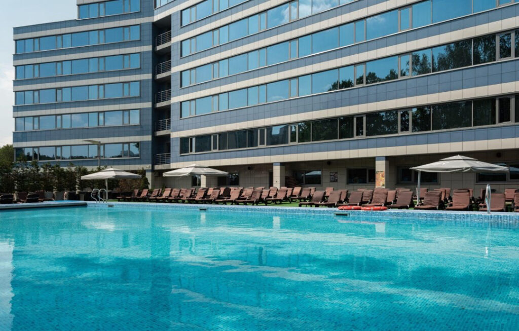 7 причин приехать всей семьёй в Sheraton Skypoint 5*