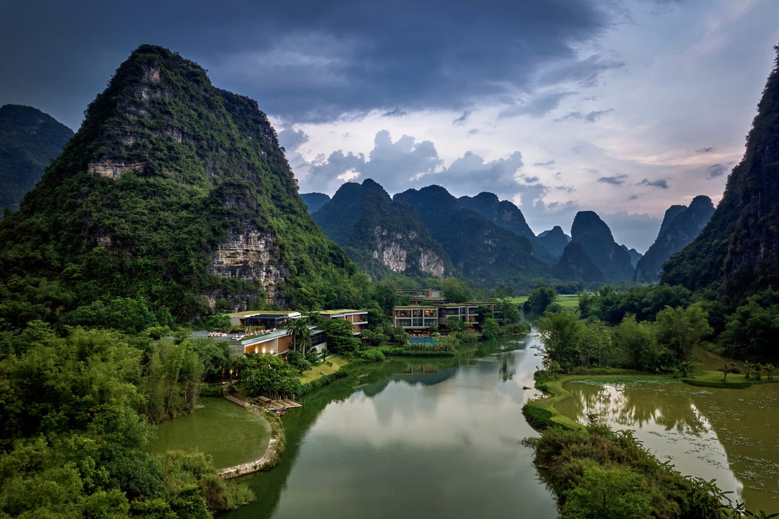 LUX* Chongzuo Guangxi приглашает открыть для себя идиллическую природу на границе Китая и Вьетнама